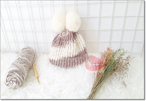baby hat with pompom